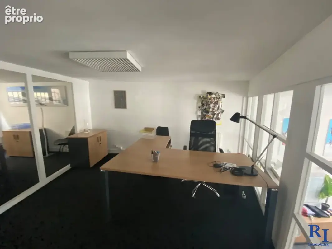 Bureau 3 mezzanine