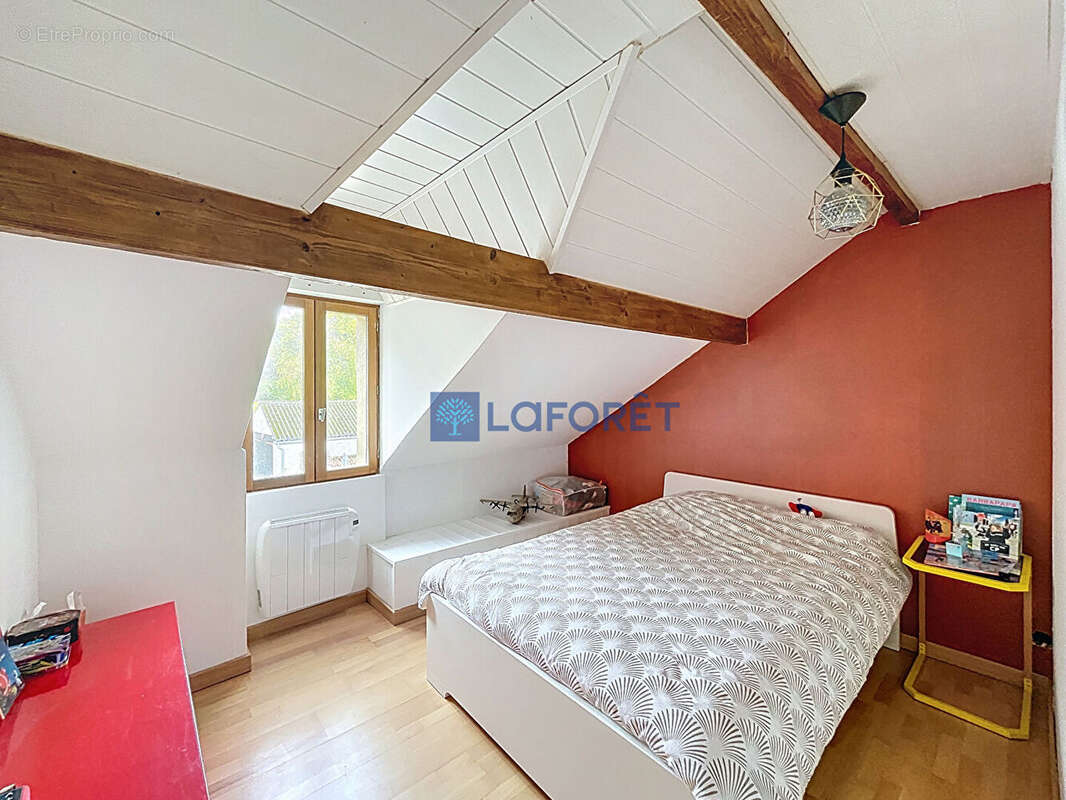 Maison à GIRONVILLE-SUR-ESSONNE