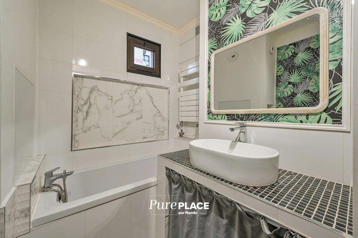 Appartement à LEVALLOIS-PERRET