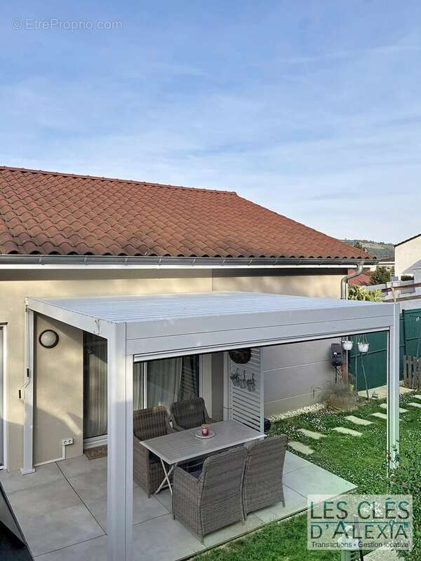 Appartement à LOIRE-SUR-RHONE