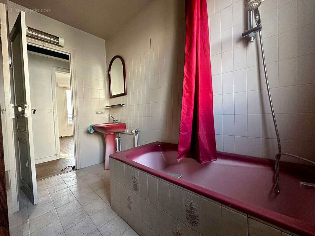 Appartement à CLICHY