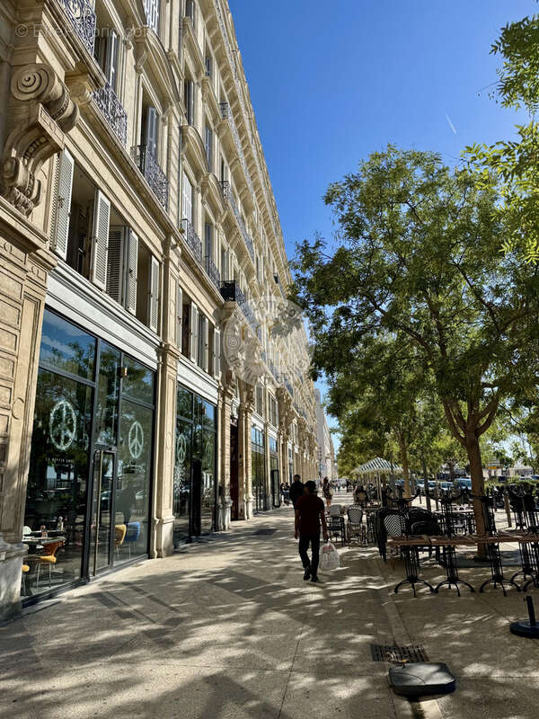 Appartement à MARSEILLE-2E