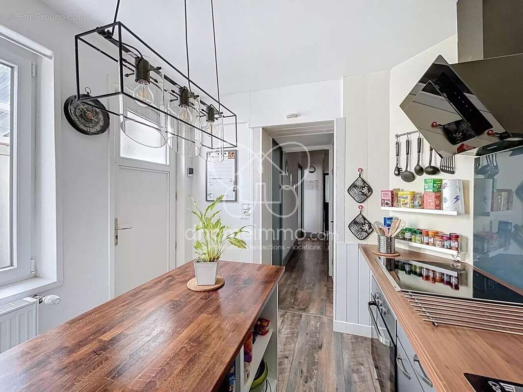 Maison à ROOST-WARENDIN