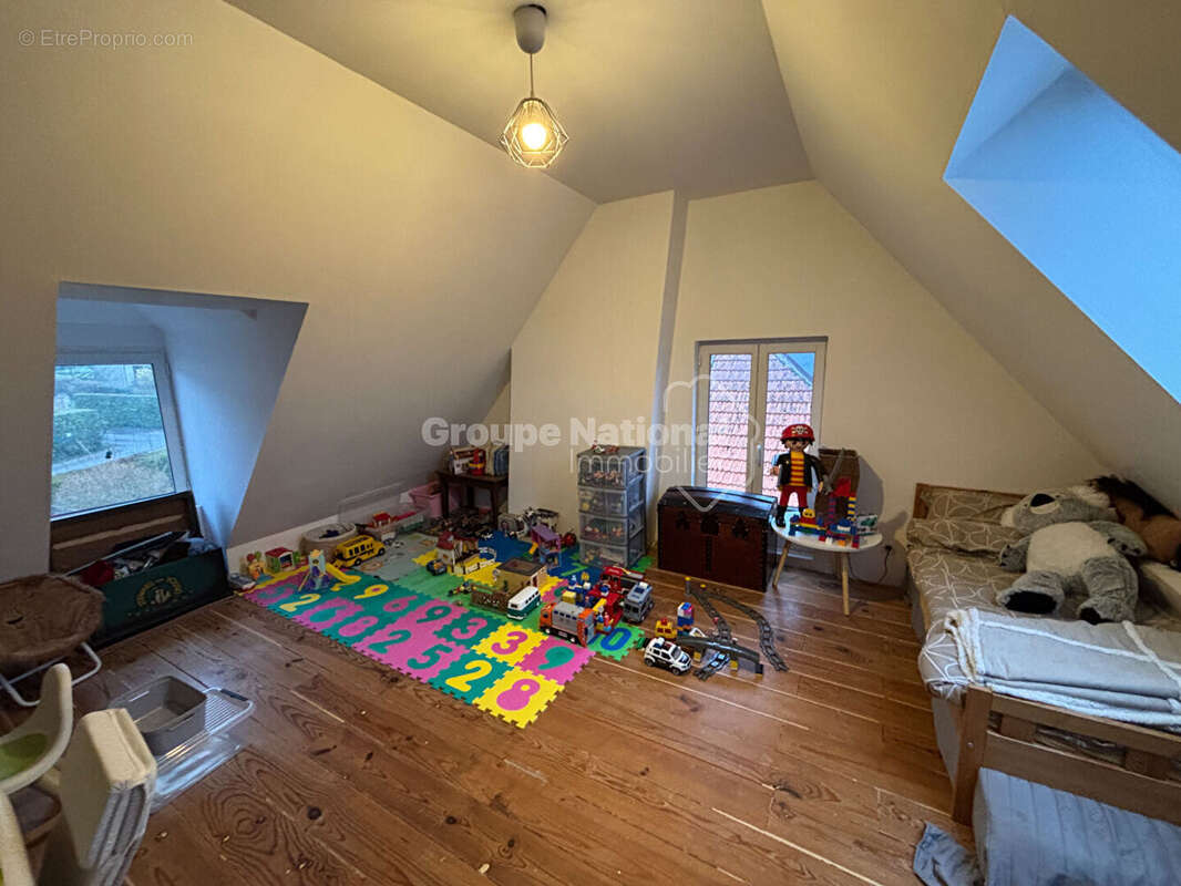 Maison à PIERREFONDS