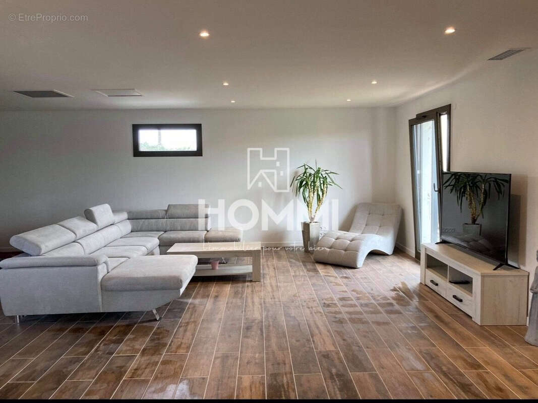 Maison à SAINT-MARS-DU-DESERT