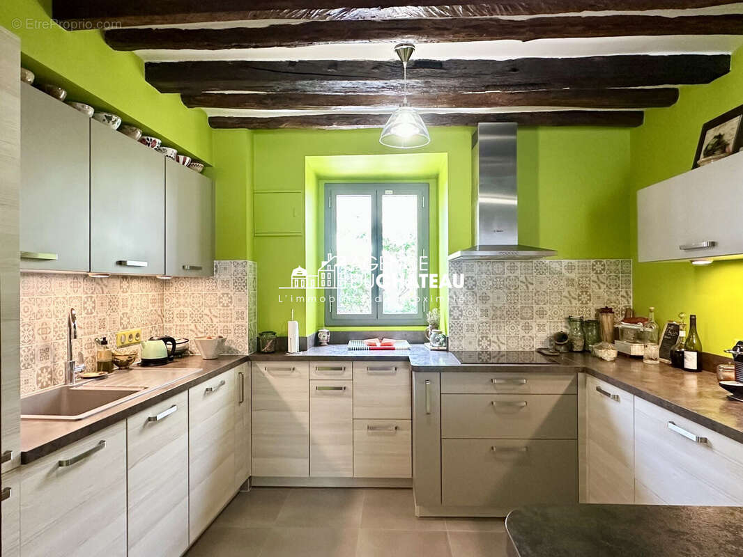 Maison 93 m² à Nandy  - photo 7