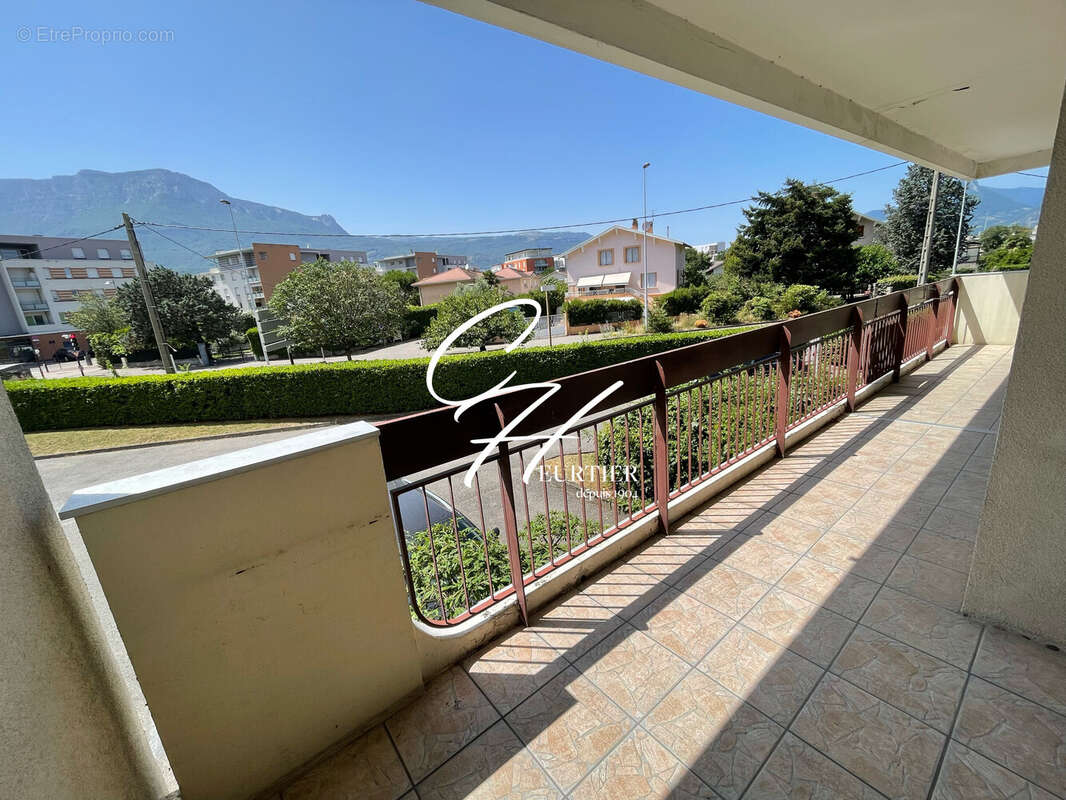 Appartement à ECHIROLLES