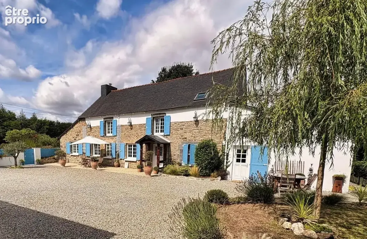 Maison à COLLINEE