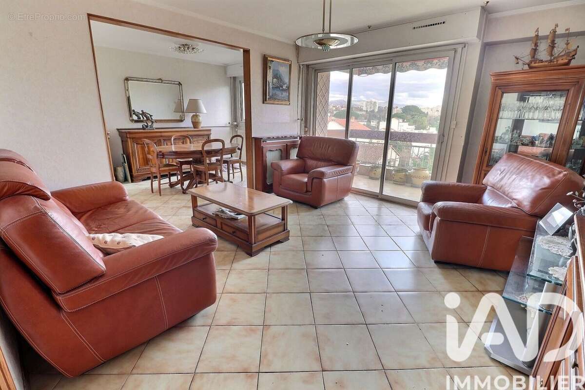 Photo 3 - Appartement à MARSEILLE-12E