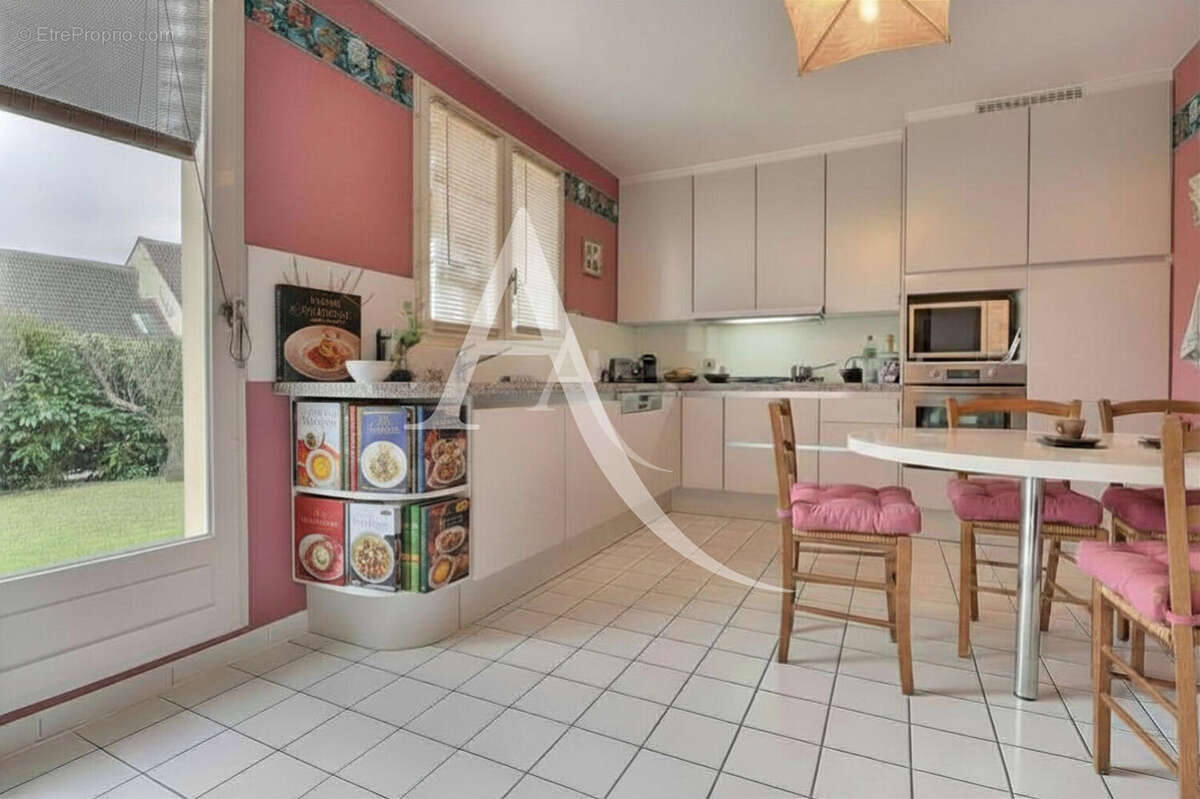 Maison à COURDIMANCHE