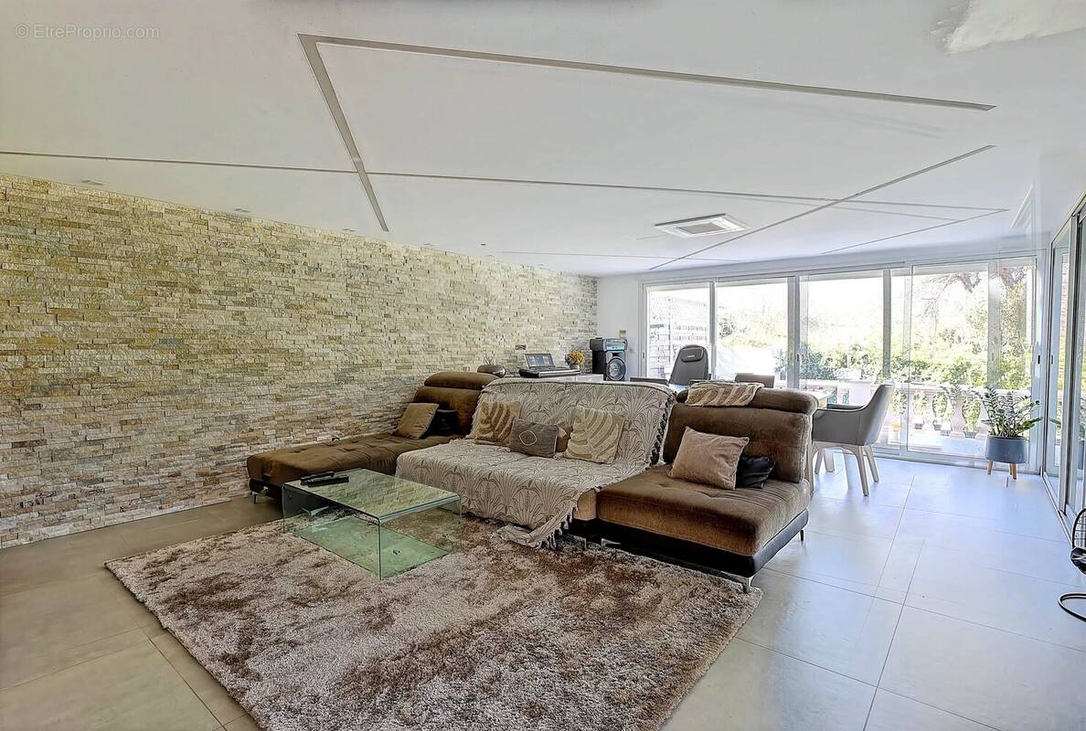 Maison à ANTIBES