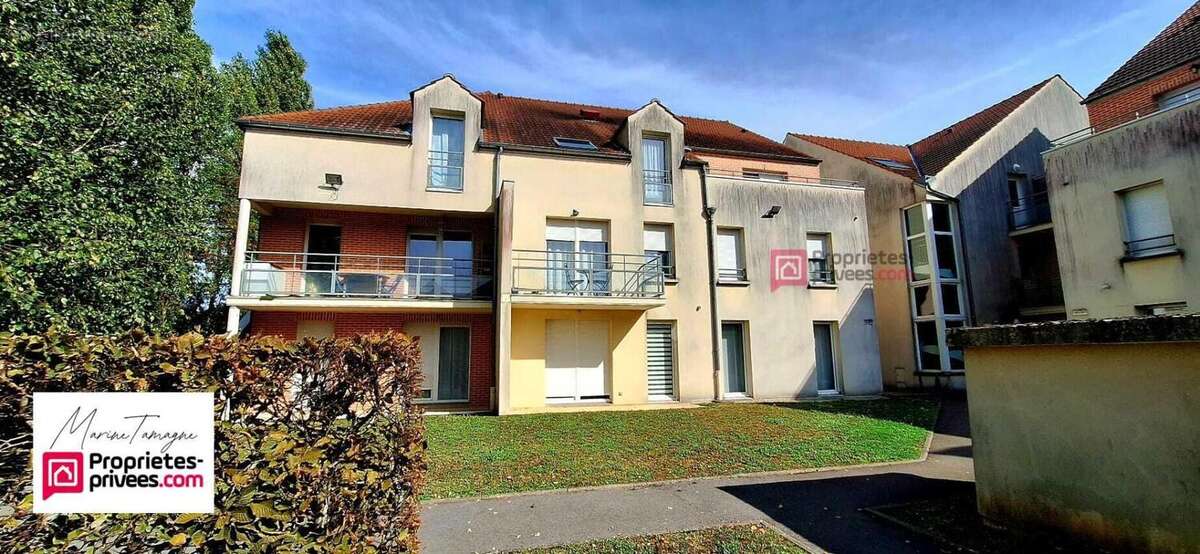 Appartement à LACROIX-SAINT-OUEN