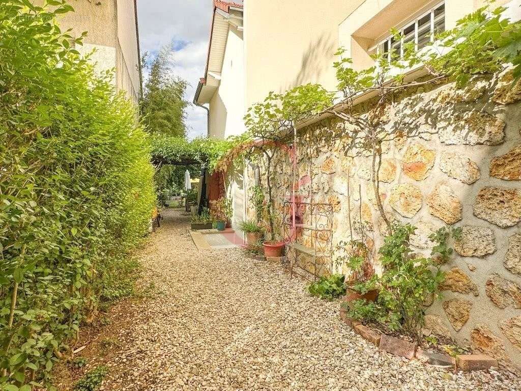 Maison à BOURG-LA-REINE