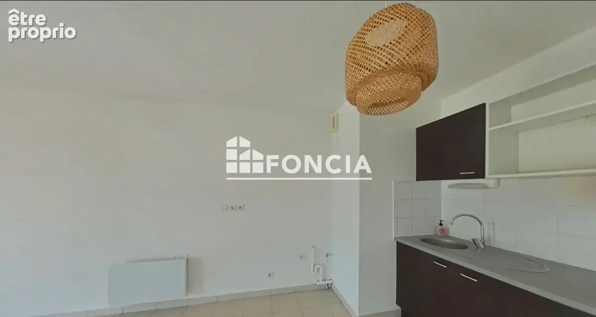 À vendre – Appartement T3 avec deux terrasses et parking – Port-Saint-Louis-du-Rhône - photo 3