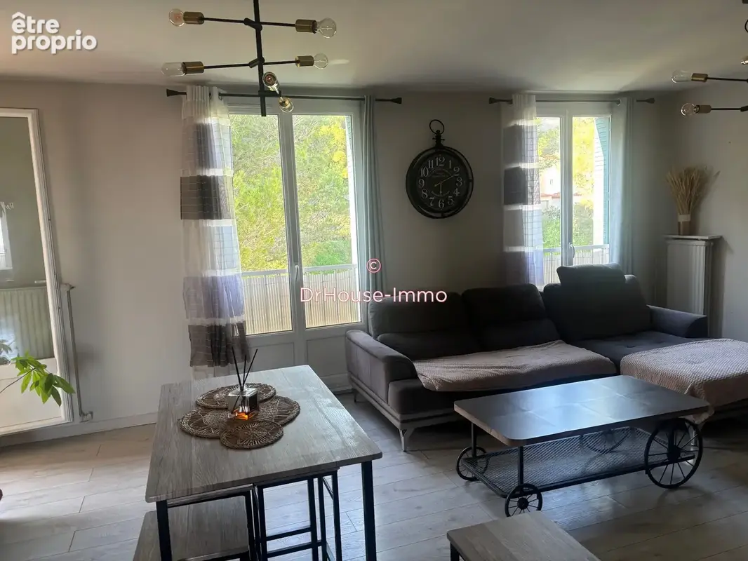 Appartement 4 pièces 92 m² à vendre à Chateauneuf-Les-Martigues (13220) - photo 9