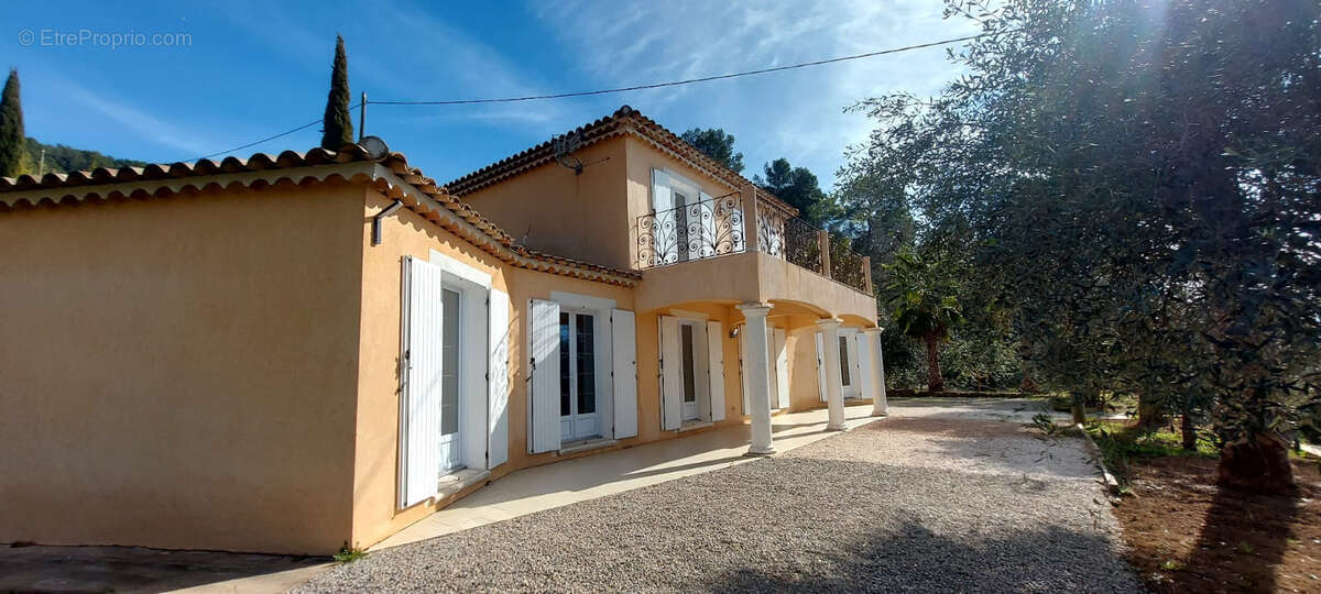 Nouveaute neoprovencale 5 p -157 m2 sur 1500 m2 de terrain- - photo 26