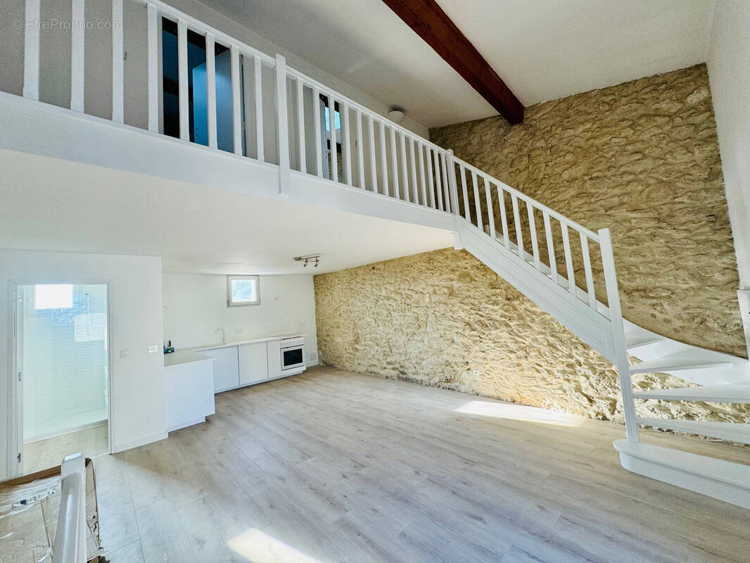 Appartement à SAINT-JEAN-DE-VEDAS