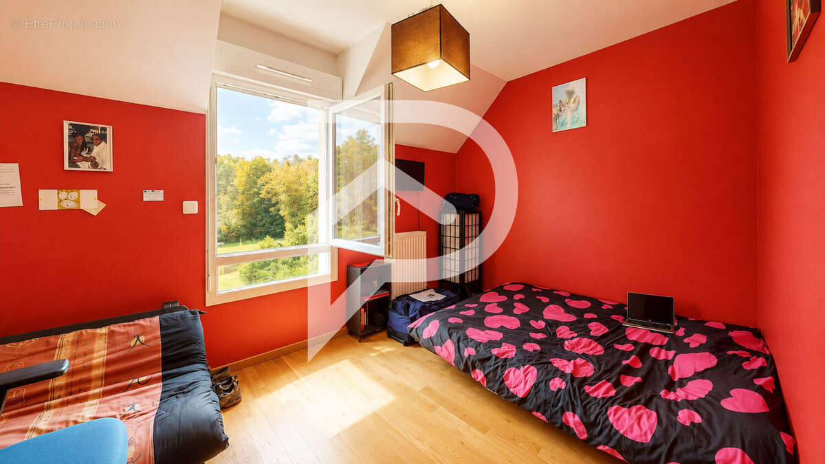 A Vendre Maison située à Orgeval de 6 pièces pour 142 m2 - photo 14