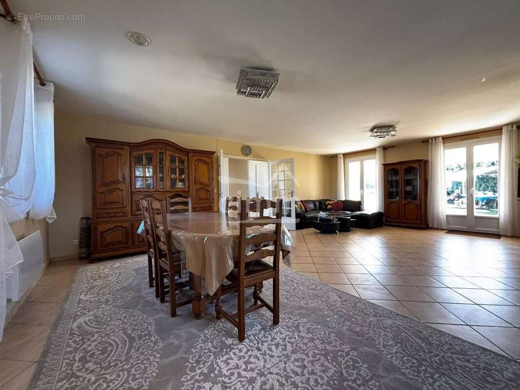Maison à MISON