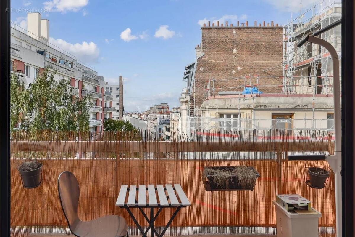 Appartement à PARIS-19E