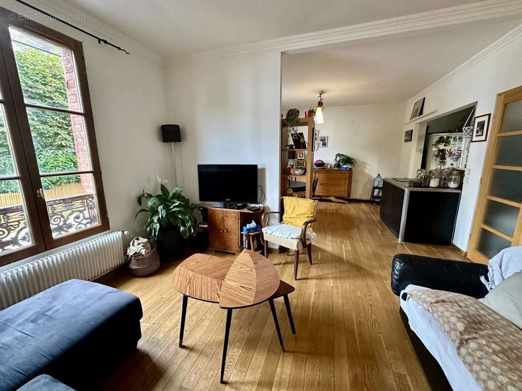 Maison à MONTMORENCY