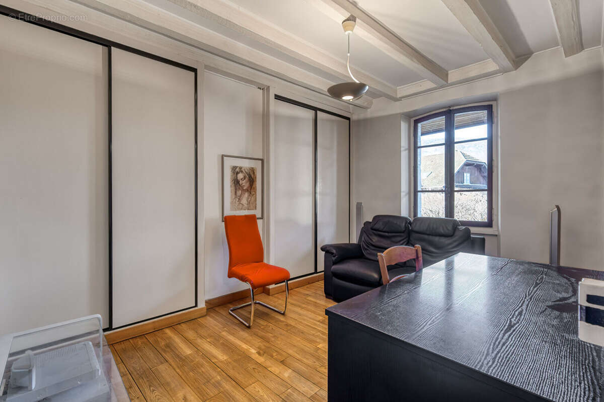 Maison à SAINT-JORIOZ