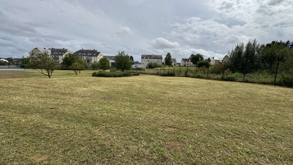 Commerce à SUNDHOUSE