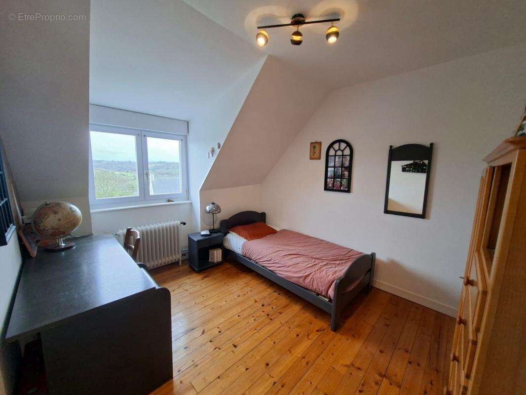 Plouézoch – Dourduff-en-Mer – Maison 137 m² avec vue dégagée, proche mer - photo 15