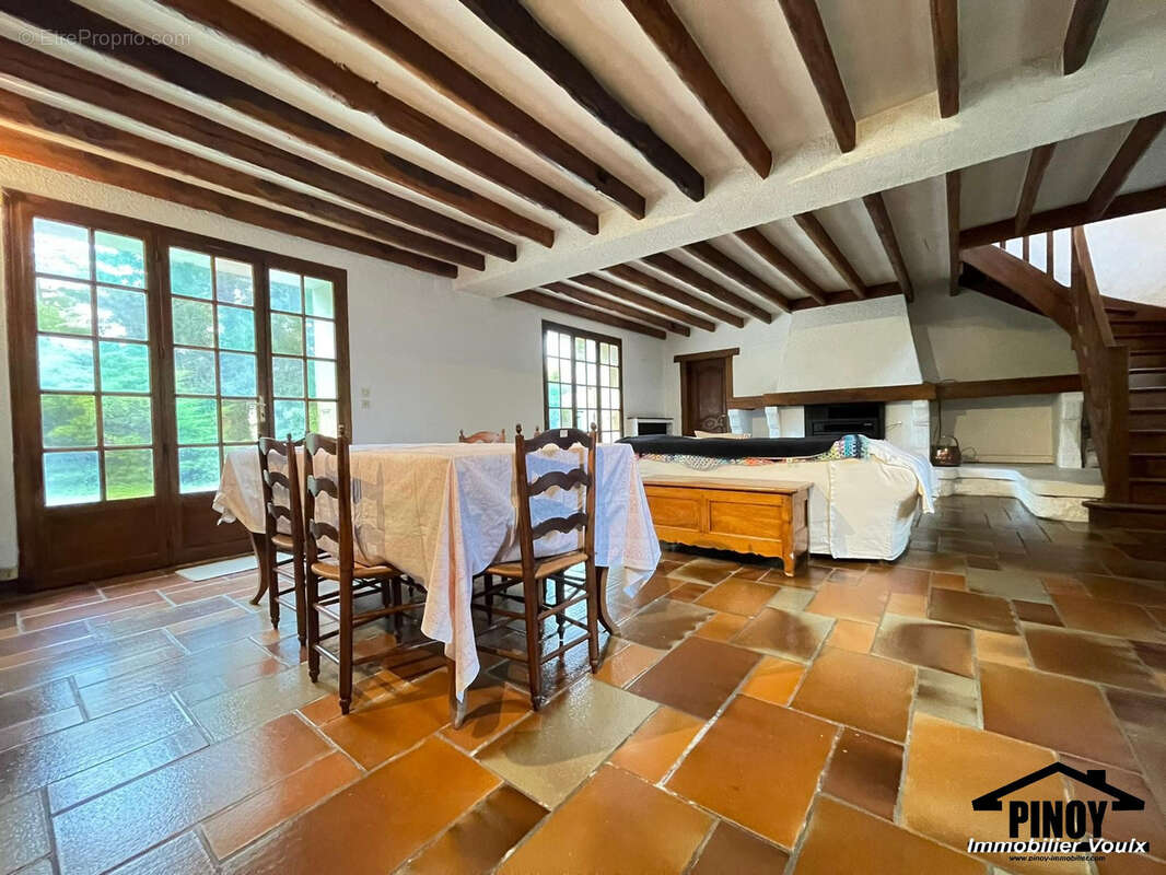Maison à ESMANS