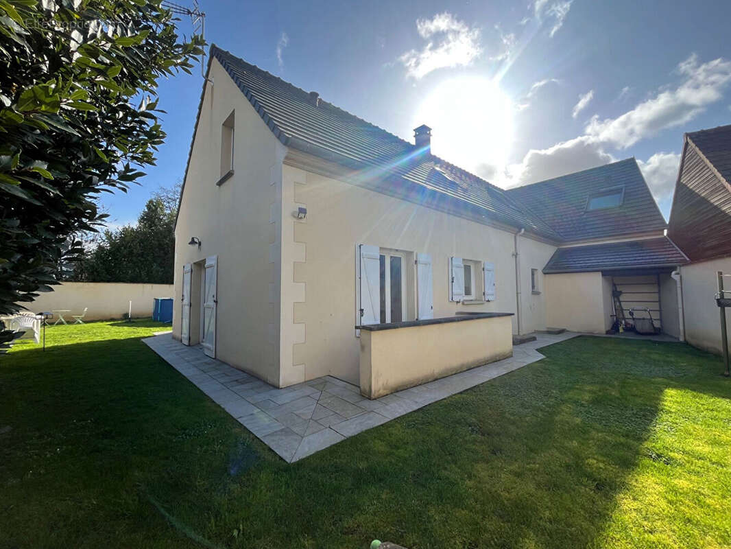 Maison à NEUILLY-EN-THELLE