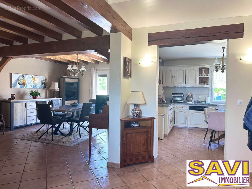 Maison à FERRIERES-EN-GATINAIS