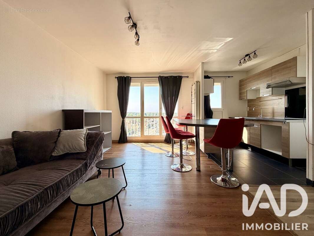 Photo 2 - Appartement à SAINT-JULIEN-LES-VILLAS