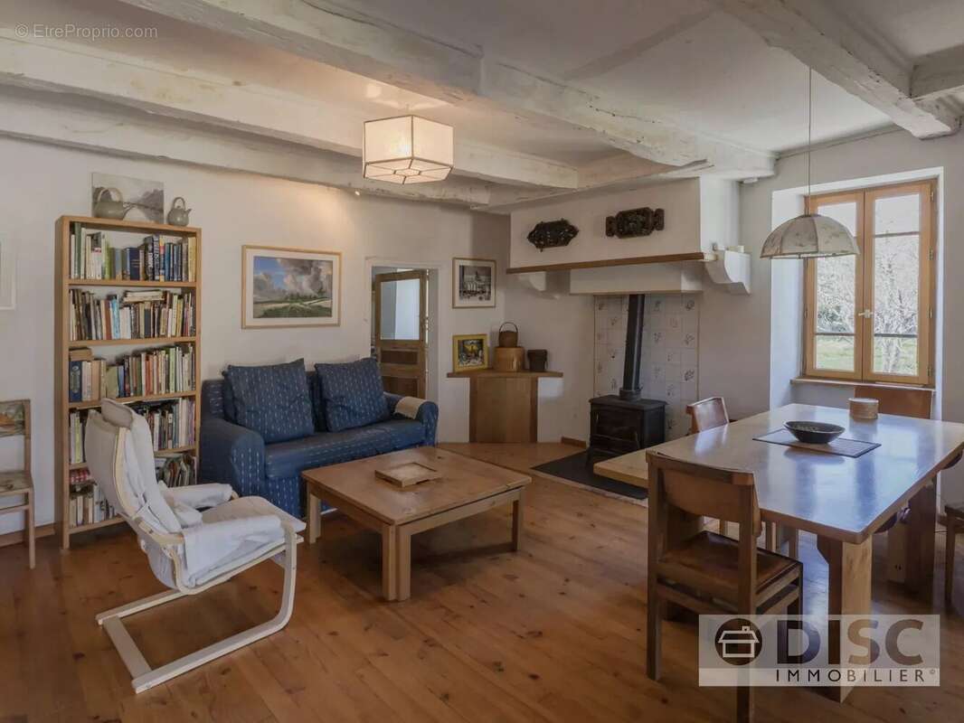 Maison à SAINT-ANDRE-DE-NAJAC