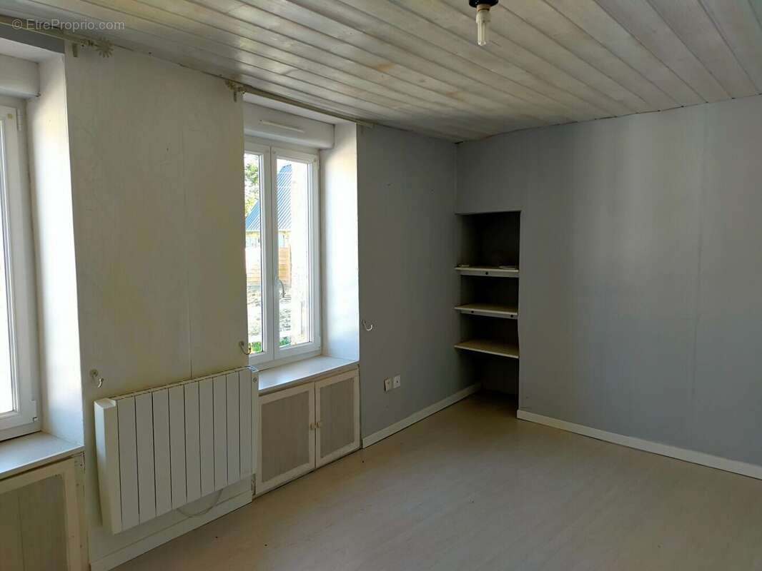 maison de bourg à vendre Courcité chambre - Maison à COURCITE