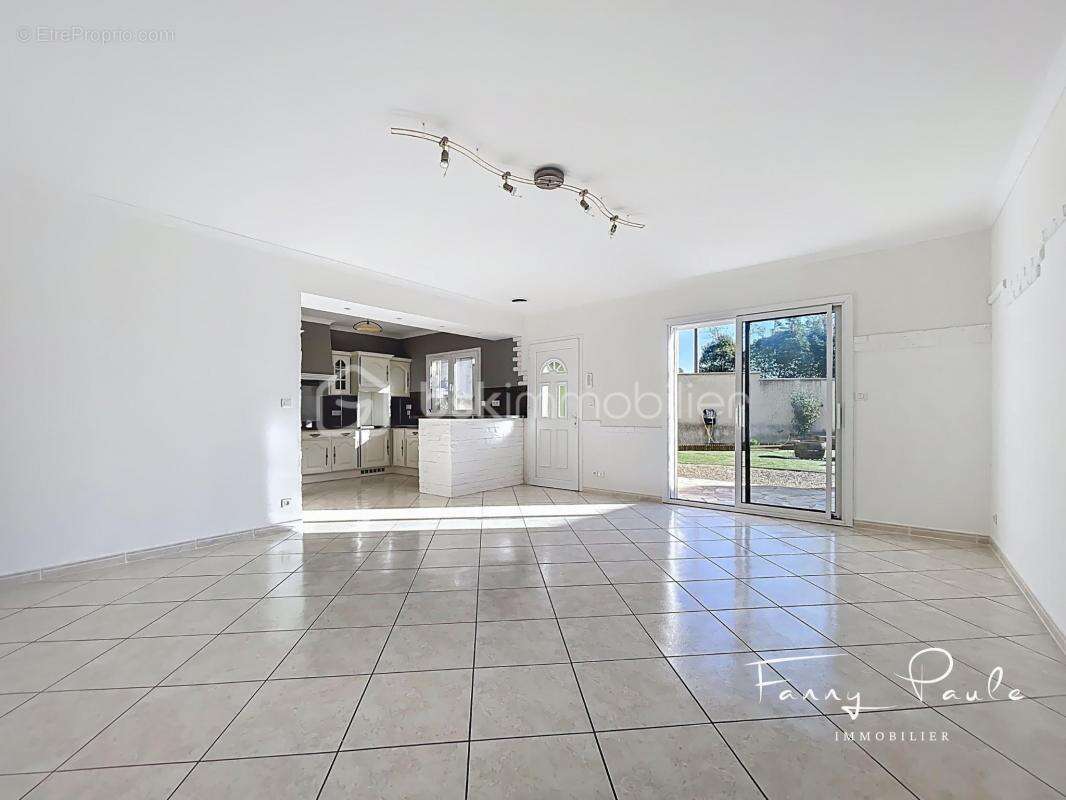 Maison à THEZAN-LES-BEZIERS