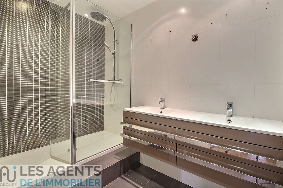 Appartement à PUTEAUX