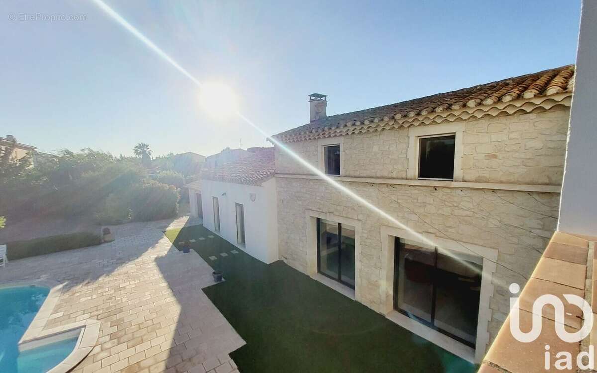 Photo 2 - Maison à BEAUCAIRE