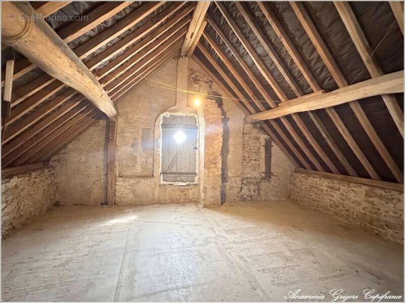 A vendre au centre de Landelles (28190) - longère rénovée de 165 m², 4 chambres, terrain clos de 900 m² - photo 18