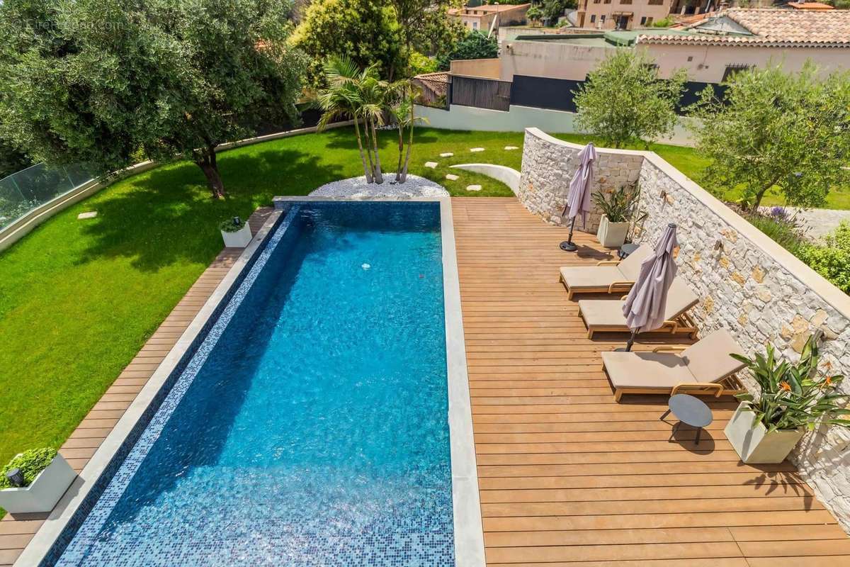 Maison à BEAUSOLEIL