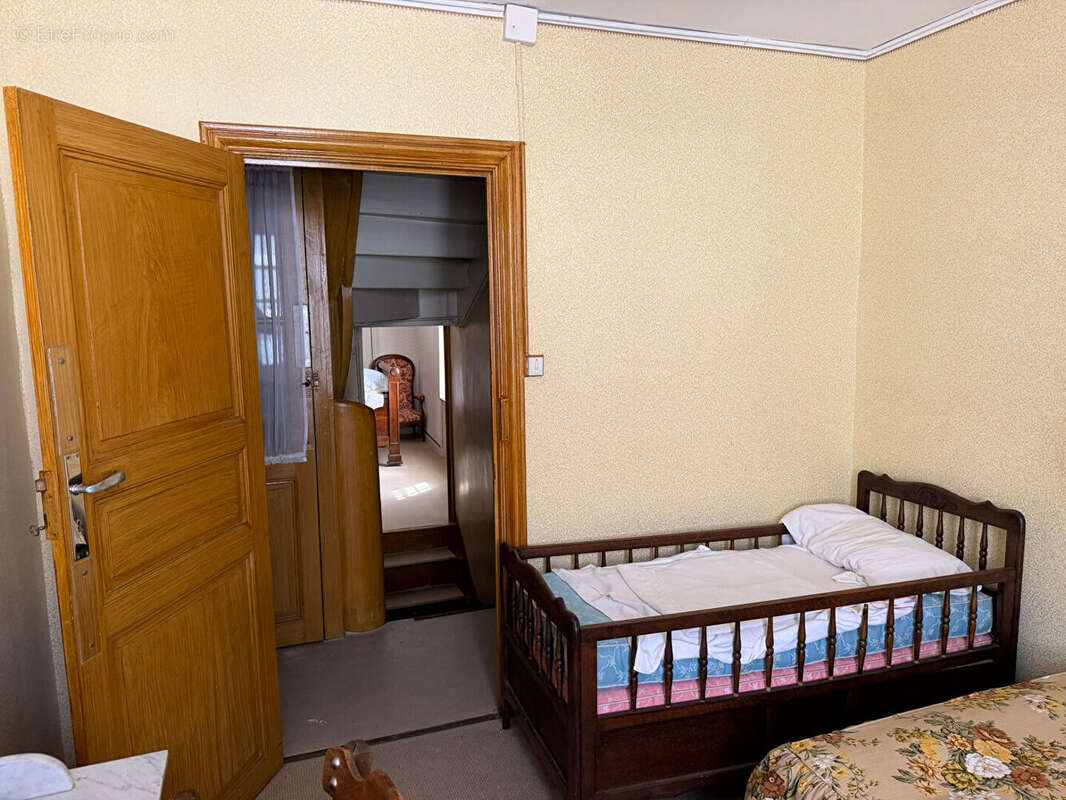 Limousis - Maison de village avec 4 chambres et grenier aménageable de 50 m² - photo 12