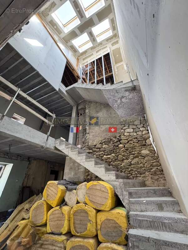 Maison à DINGY-EN-VUACHE