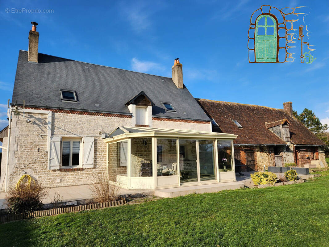 Maison à LA CHAPELLE-VICOMTESSE