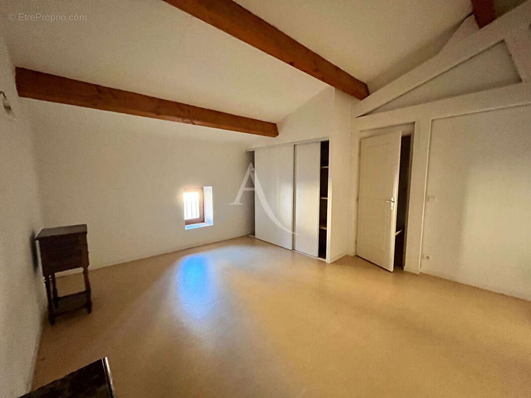 Appartement à VILLEFRANCHE-DU-PERIGORD