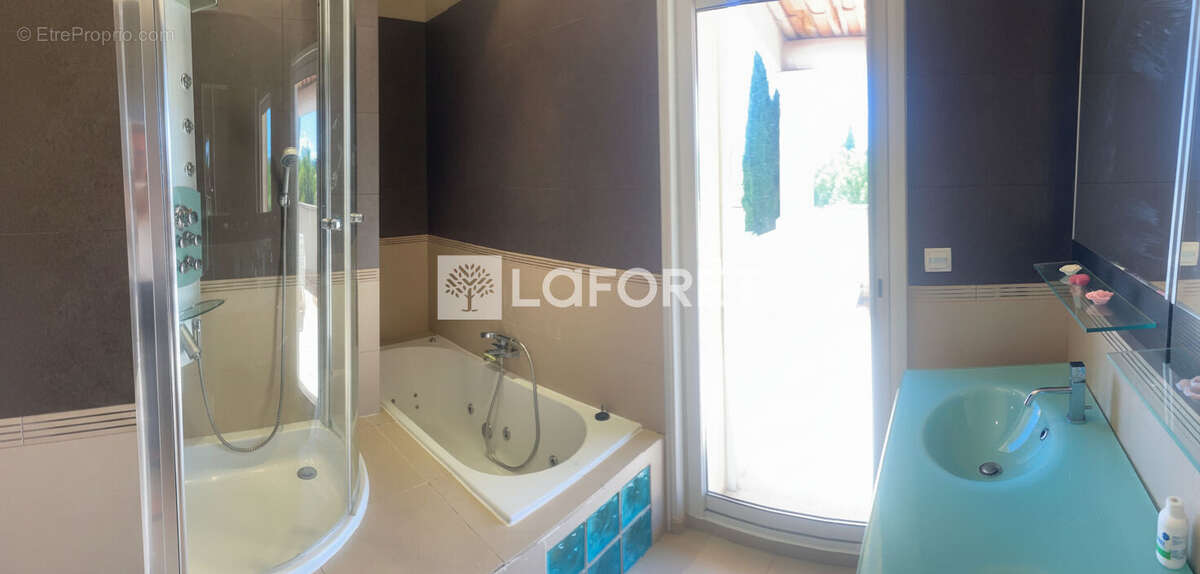 Maison L Isle Sur La Sorgue 6 pièce(s) 175 m2 - photo 12