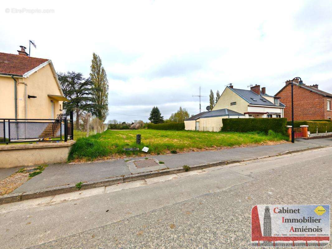 Terrain à CONDE-FOLIE