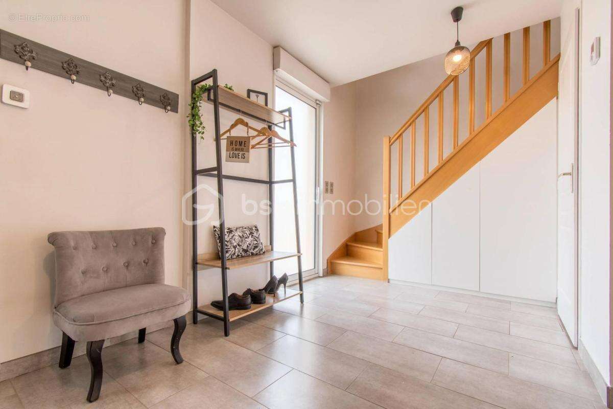 Grande maison familiale 205m2 avec 5 chambres – 2000m2 de terrain - photo 2