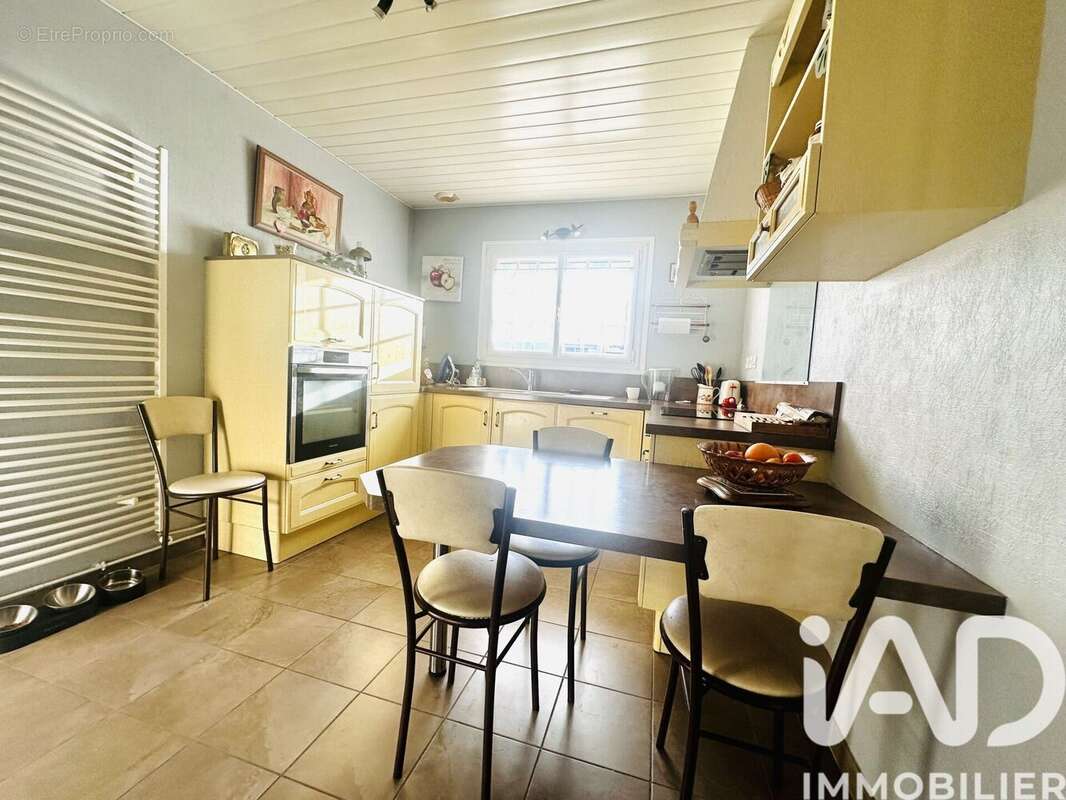 Photo 7 - Maison à LE HAILLAN