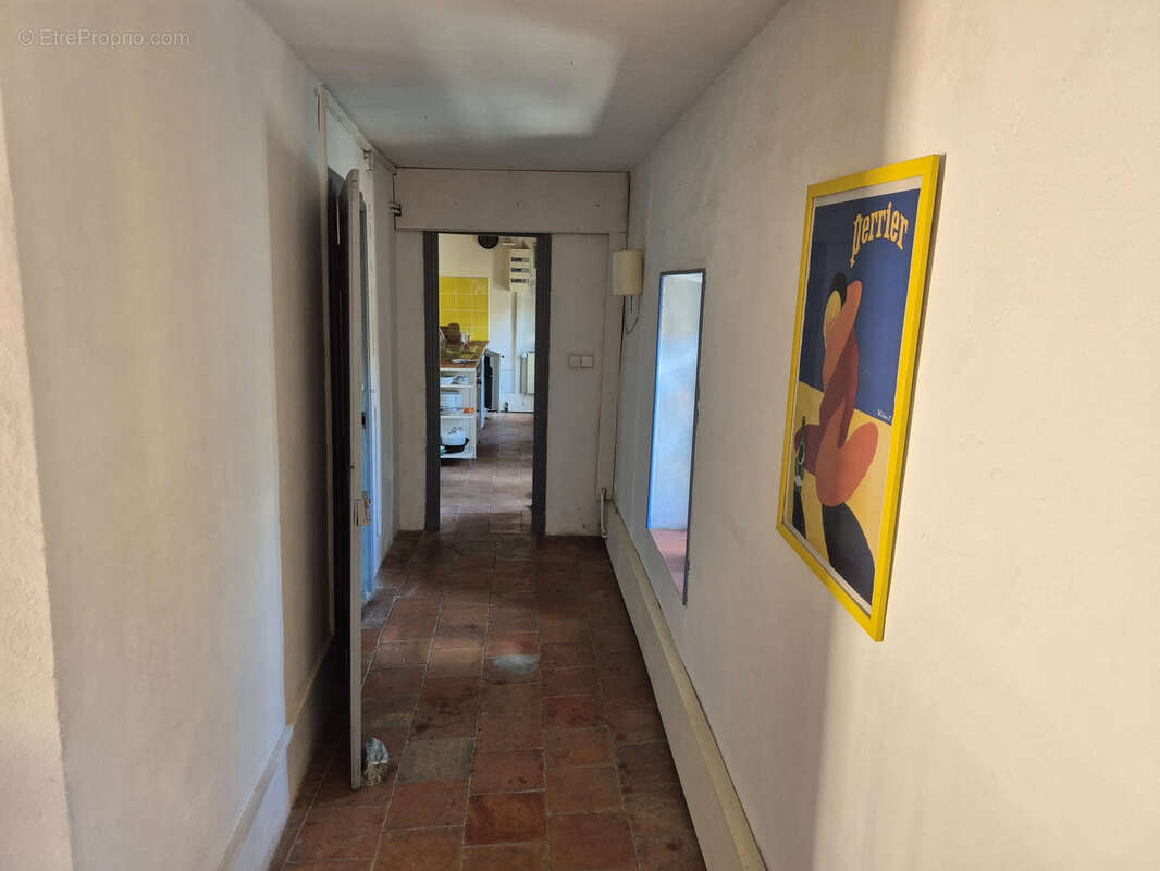 Maison de maître 290 m2 avec 7 chambres, remise et cour   Azille - photo 26