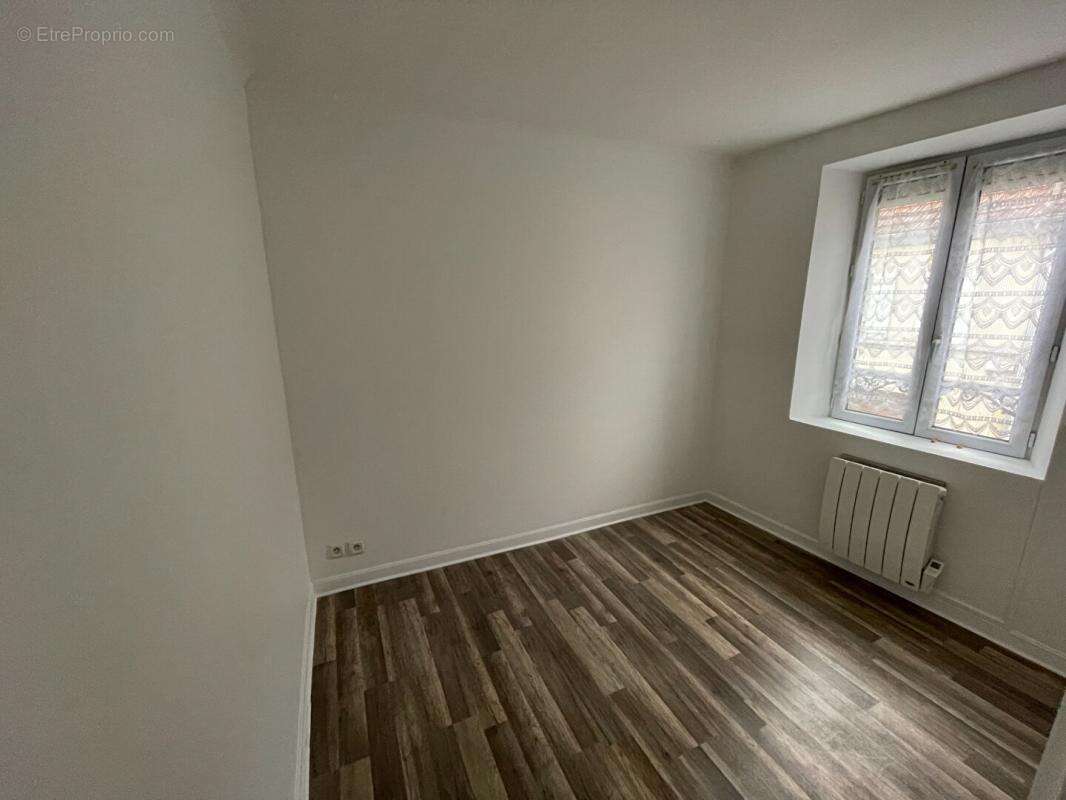 Appartement à SAINT-GERMAIN-SUR-MORIN