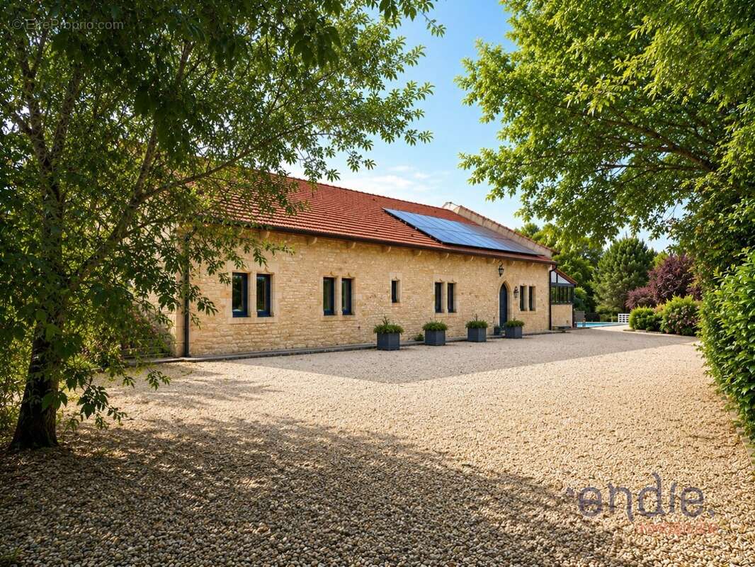 Maison de charme intemporel - photo 2